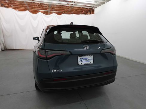Used 2024 Honda HR-V LX image 7