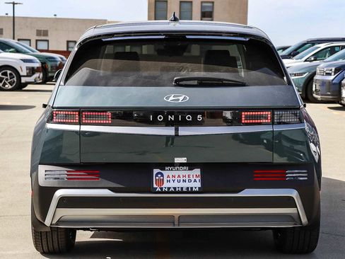 New 2026 Hyundai Ioniq 5 SE image 7