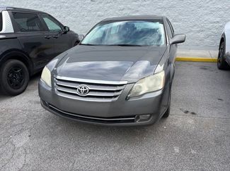 Used 2007 Toyota Avalon XLS FWD video 1