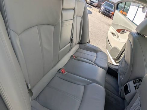 Used 2011 Buick LaCrosse CXL image 14