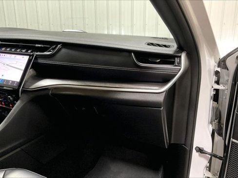 Used 2024 Jeep Grand Cherokee Limited 4xe AWD/4WD image 16