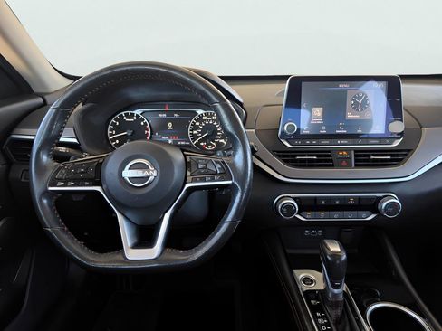 Used 2023 Nissan Altima 2.5 SR AWD/4WD image 21