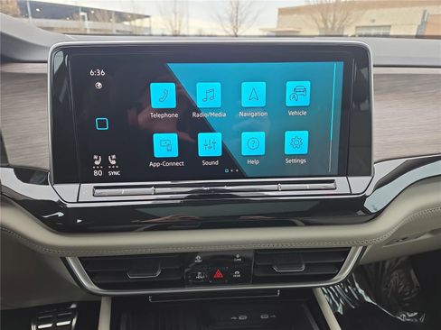 New 2026 Volkswagen Atlas SEL Premium R-Line image 19