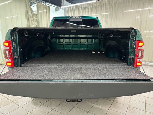 Used 2022 RAM 2500 Big Horn w/ Level B Equipment Group AWD/4WD image 8