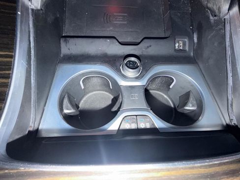 Used 2023 BMW X7 xDrive40i w/ M Sport Package image 28