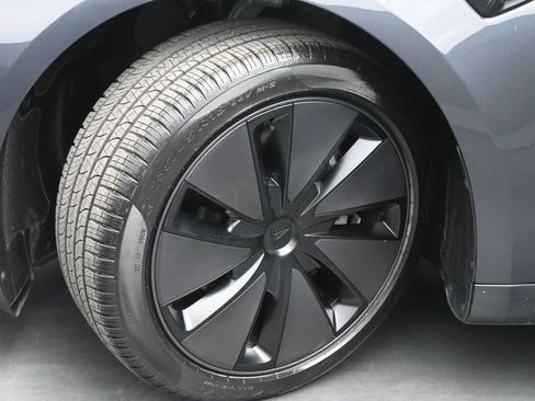Used 2024 Tesla Model 3 Standard Range RWD image 20