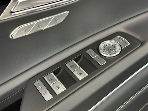 Used 2025 Genesis GV80 2.5T Standard image 34