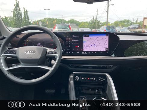 Used 2025 Audi Q5 Premium Plus AWD/4WD image 32