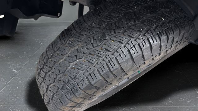 Used 2024 Jeep Wrangler Unlimited Sport AWD/4WD image 33