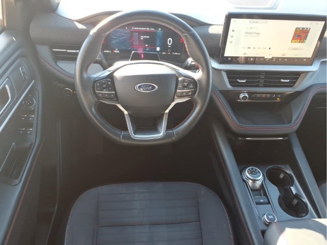 Used 2025 Ford Explorer ST-Line AWD/4WD image 20