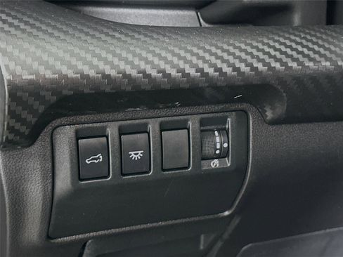 Used 2024 Subaru Ascent Premium w/ Convenience Package image 14