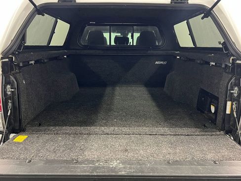 Used 2023 Toyota Tacoma TRD Off-Road w/ Technology Package image 19