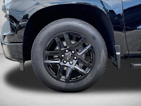 Used 2025 Chevrolet Silverado 1500 RST RWD image 10