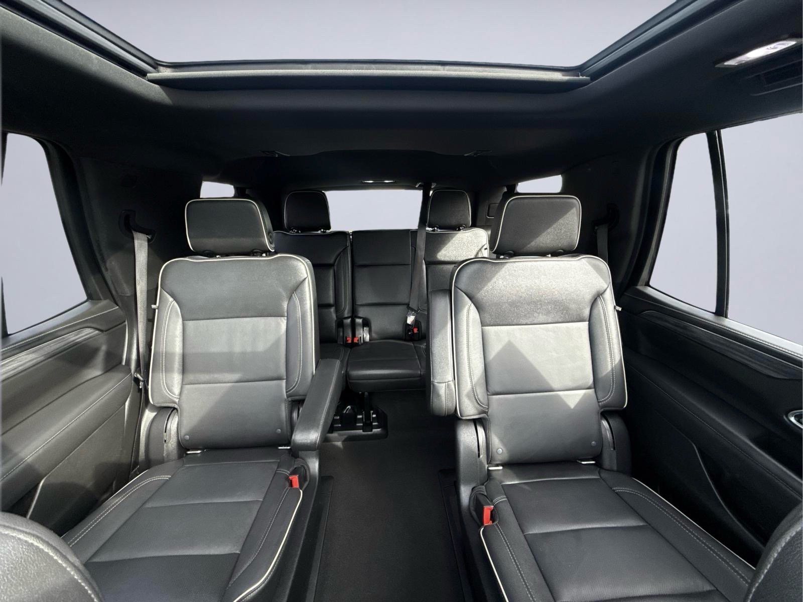 Used 2022 GMC Yukon SLT w/ SLT Luxury Package AWD/4WD image 20