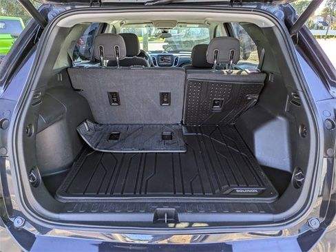 Used 2020 Chevrolet Equinox LT image 12
