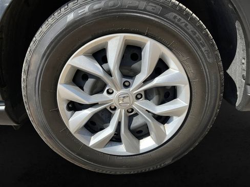 Used 2025 Honda CR-V LX image 9