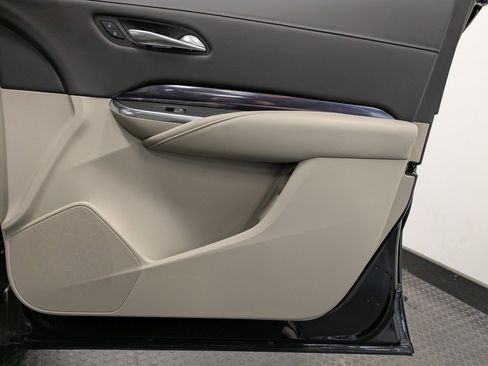 Used 2023 Cadillac XT4 Luxury w/ Cold Weather Package image 27