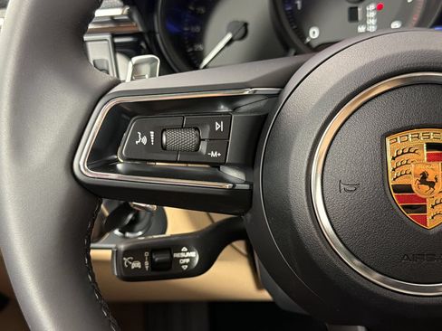 New 2026 Porsche Macan AWD/4WD image 17