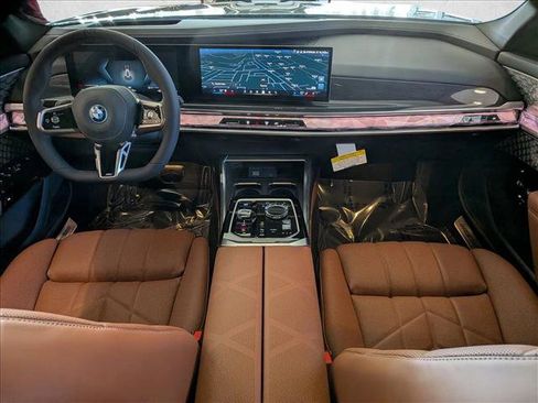 New 2026 BMW i7 xDrive60 w/ Executive Package AWD/4WD image 15