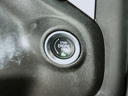 Used 2024 GMC Sierra 2500 Pro w/ Convenience Package image 18