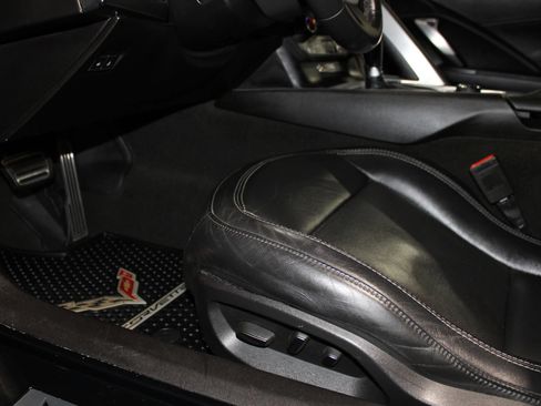 Used 2014 Chevrolet Corvette Stingray Coupe w/ 2LT Preferred Equipment Group RWD image 27