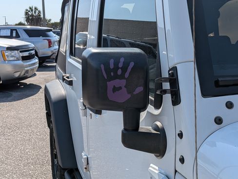 Used 2016 Jeep Wrangler Unlimited Sport AWD/4WD image 19