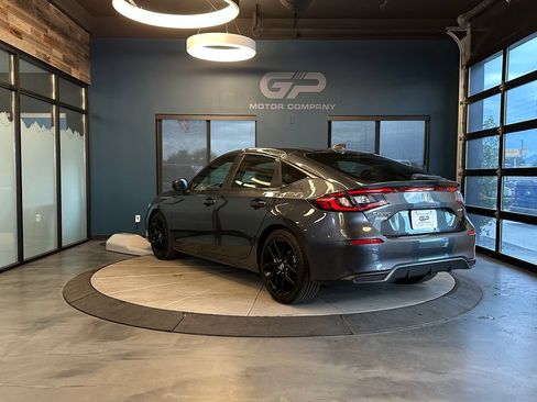 Used 2025 Honda Civic Sport image 5