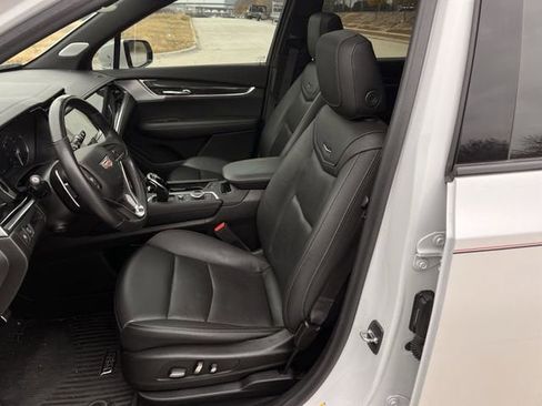 Certified 2023 Cadillac XT6 Sport image 24