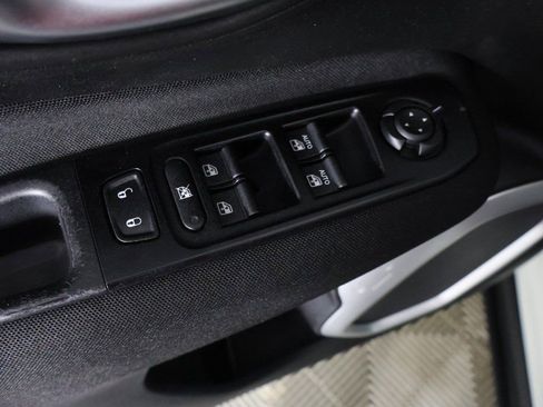 Used 2020 Jeep Renegade Latitude image 30