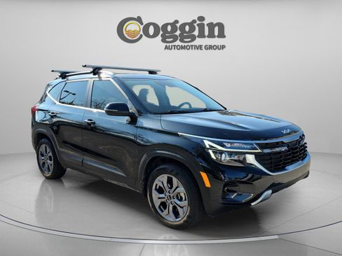 Used 2024 Kia Seltos S image 8