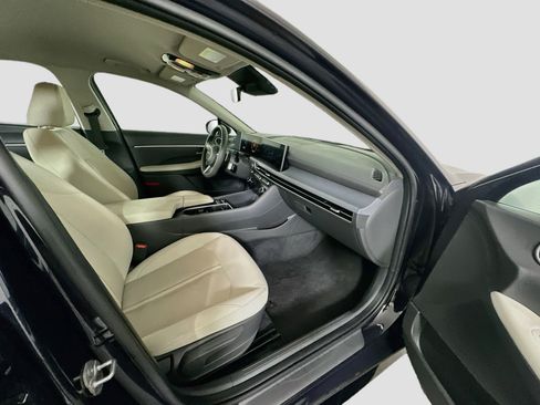Used 2025 Hyundai Sonata SEL FWD image 29