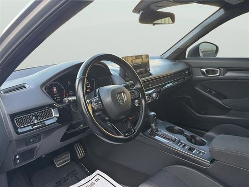 Used 2022 Honda Civic Sport image 11