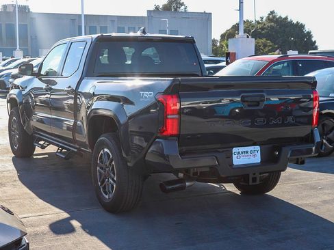 New 2025 Toyota Tacoma TRD Sport image 7