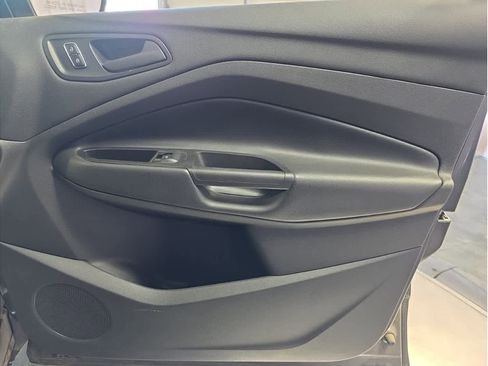 Used 2015 Ford Escape S image 14