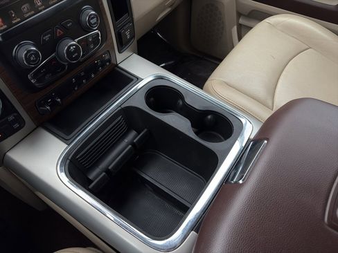 Used 2016 RAM 1500 Laramie w/ Convenience Group image 28