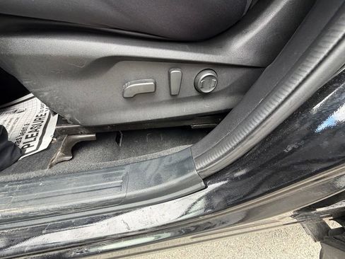 Used 2022 Subaru Forester Limited AWD/4WD image 12
