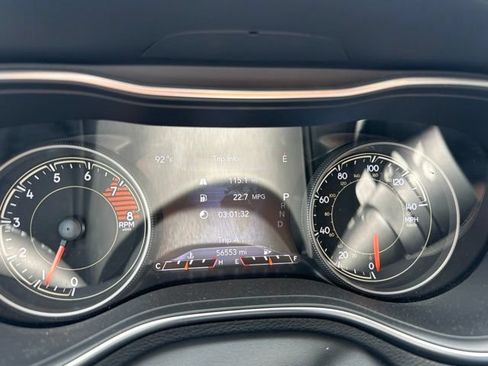 Used 2021 Jeep Cherokee Trailhawk w/ Sun, Sound & Nav Group AWD/4WD image 4