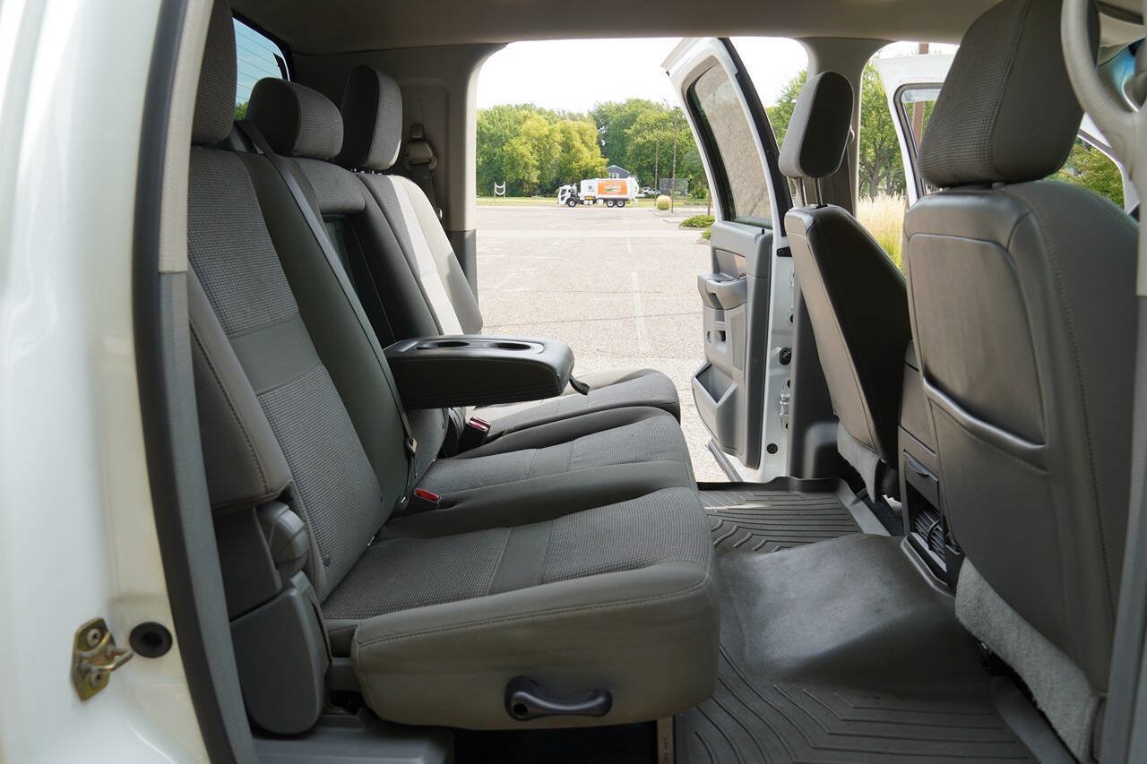 Used 2006 Dodge Ram 2500 Truck SLT AWD/4WD image 16