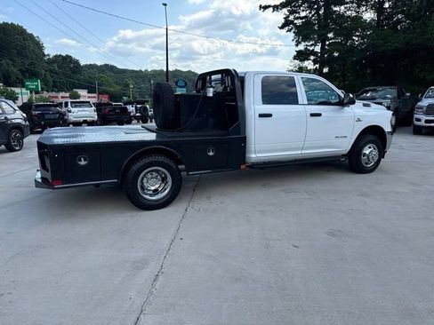Used 2021 RAM 3500 Tradesman w/ Chrome Appearance Group AWD/4WD image 5