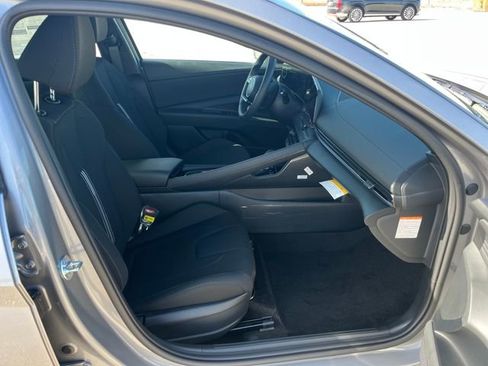 New 2026 Hyundai Elantra Sport FWD image 16