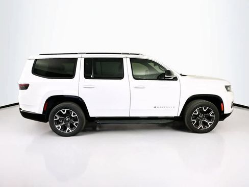 Used 2023 Jeep Wagoneer Series III w/ Preferred Equipment Group image 26