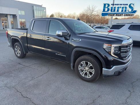 Used 2025 GMC Sierra 1500 SLT image 1