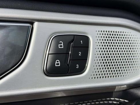 Used 2021 Ford Explorer ST w/ Equipment Group 401A AWD/4WD image 21
