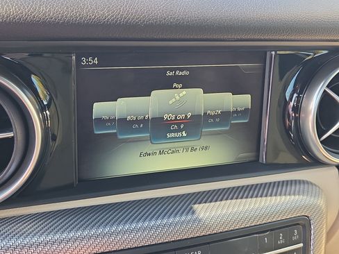 Used 2019 Mercedes-Benz SLC 300 image 19