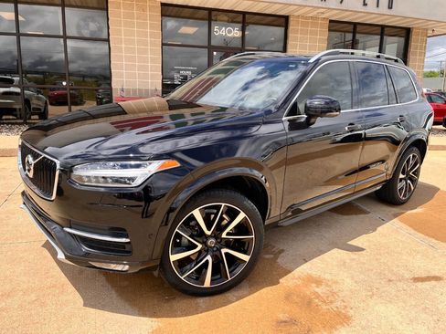 Used 2018 Volvo XC90 T6 Momentum w/ Convenience Package AWD/4WD image 2