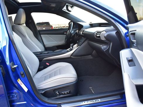 Used 2016 Lexus IS 200t w/ F Sport Package image 18
