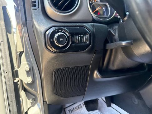 Used 2021 Jeep Wrangler Unlimited Sport AWD/4WD image 22