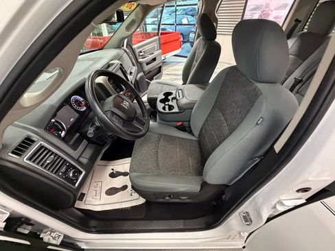 Used 2019 RAM 1500 Big Horn AWD/4WD image 55