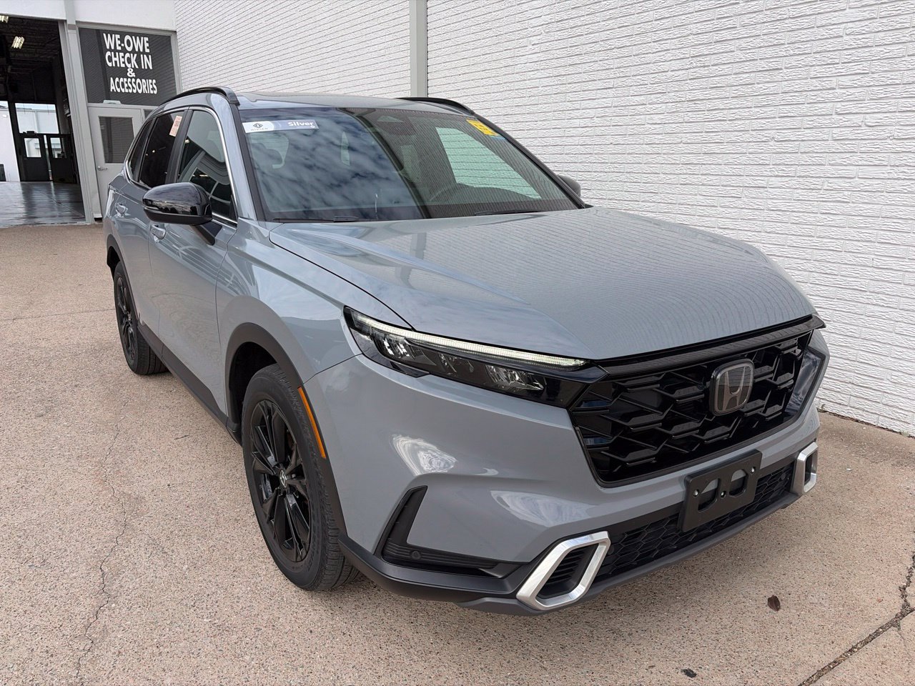 Used 2023 Honda CR-V Sport Touring image 1