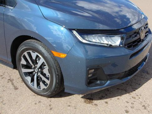 New 2026 Honda Odyssey EX-L image 2
